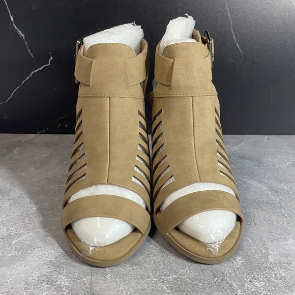 My Delicious Shoes Yummy-s Tan Size 6m - Picture 2 of 9